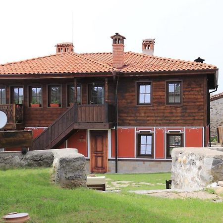 Red House Villa Копривщица Екстериор снимка