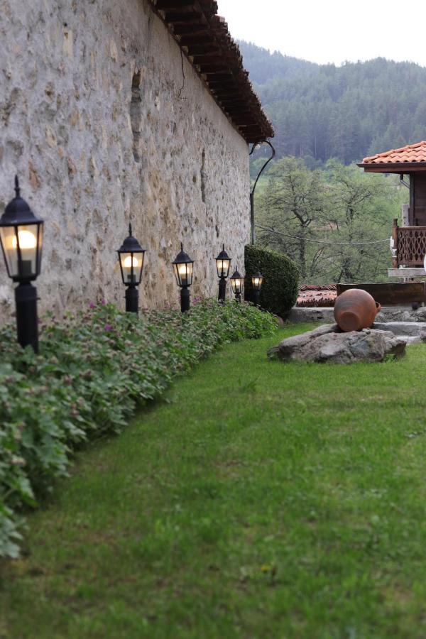 Red House Villa Копривщица Екстериор снимка