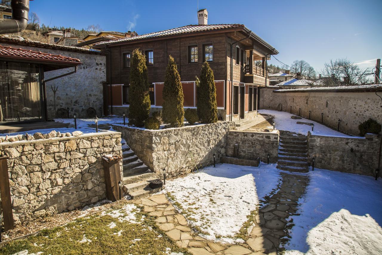 Red House Villa Копривщица Екстериор снимка