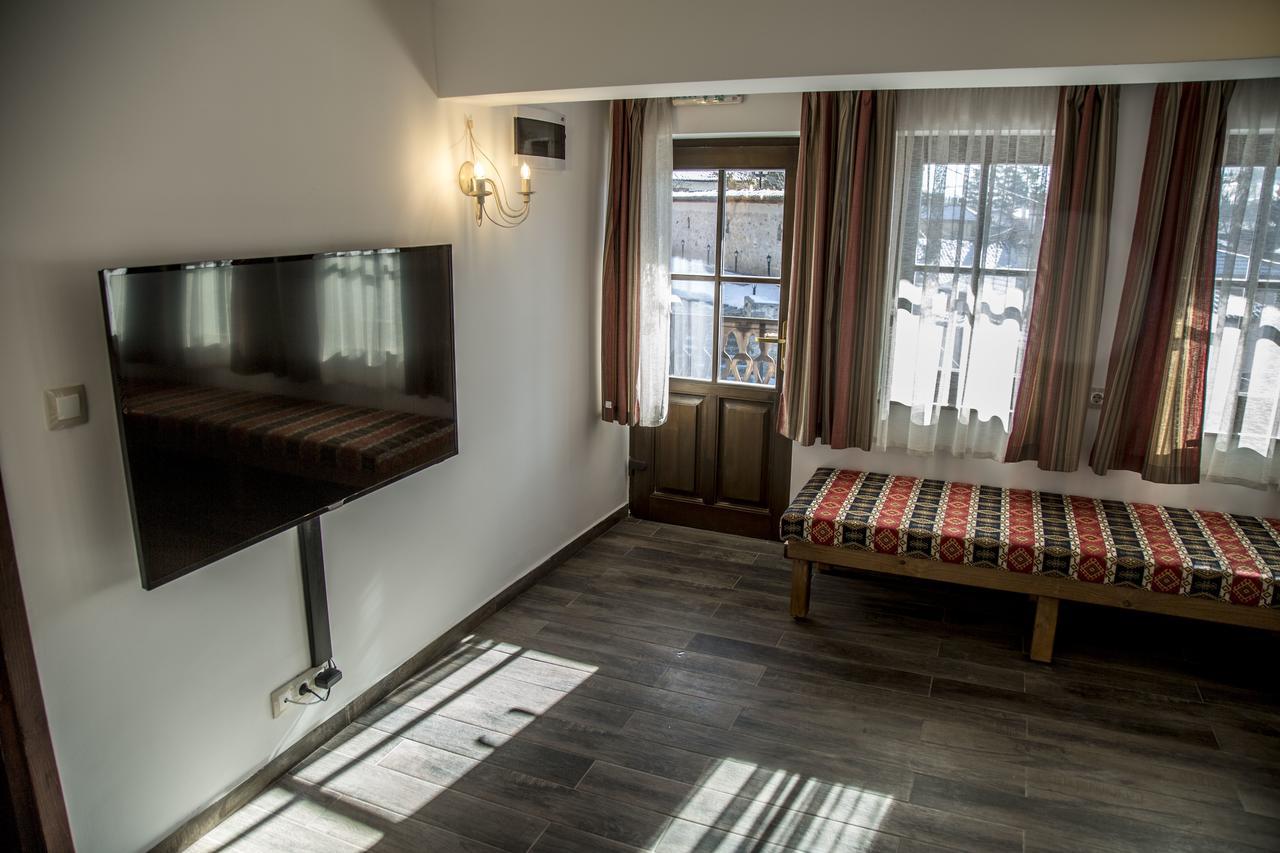 Red House Villa Копривщица Екстериор снимка